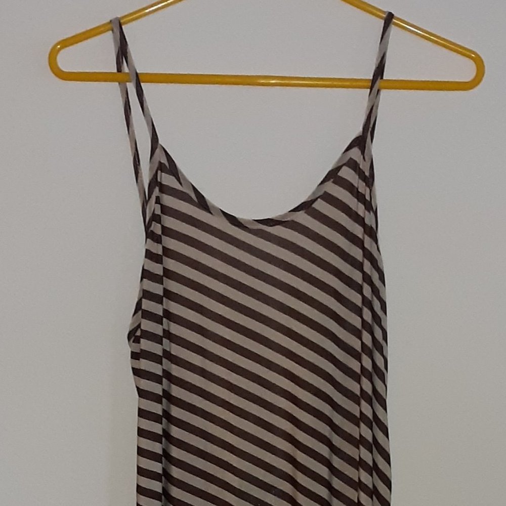 Woman's Brown Striped Dress Pre-Owned